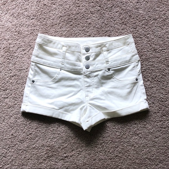 High waisted shorts - Picture 1 of 2